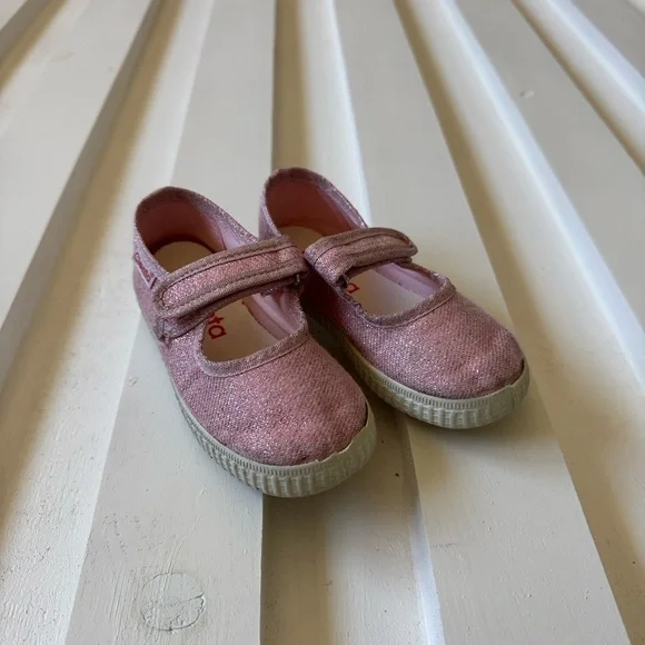 Cienta Sparkle Pink Mary Jane Flats - Picture 3 of 4